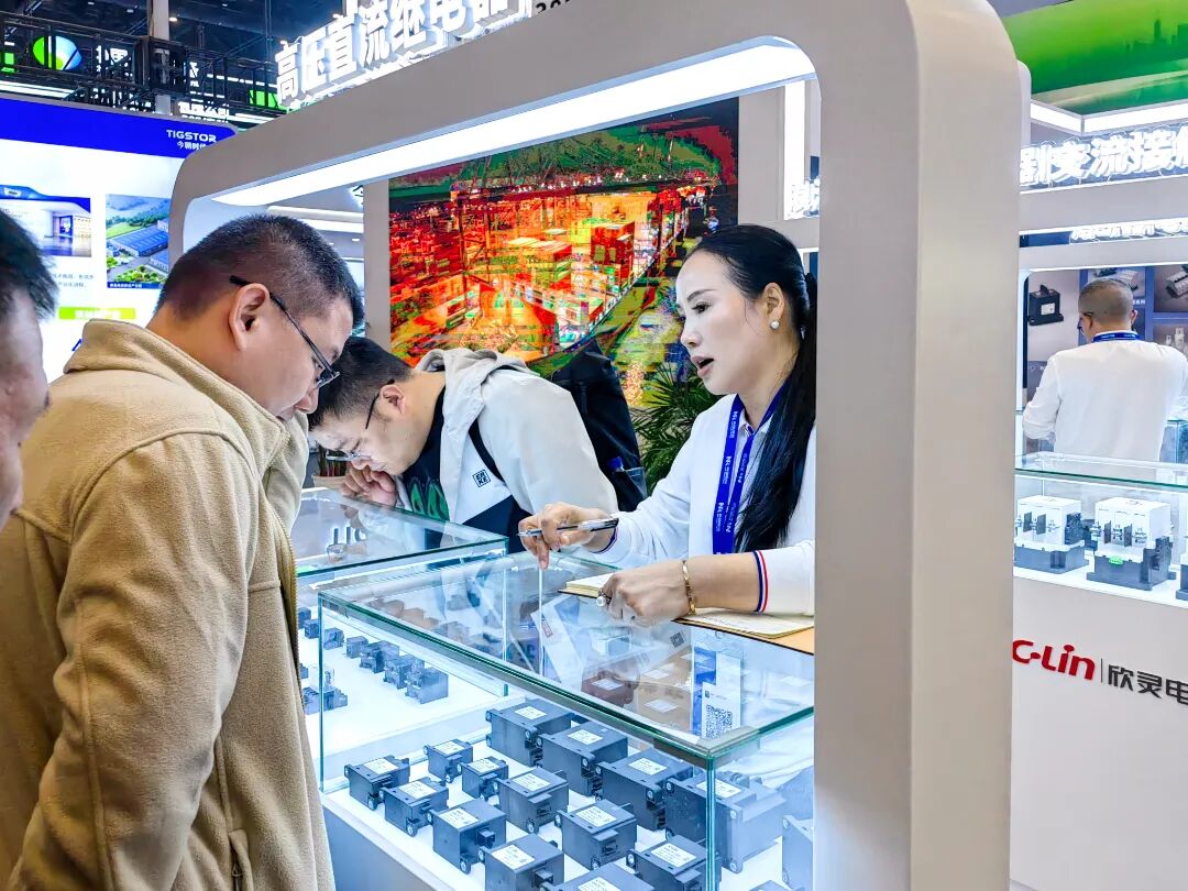 _电容是储能元件还是耗能元件_2021电力峰会