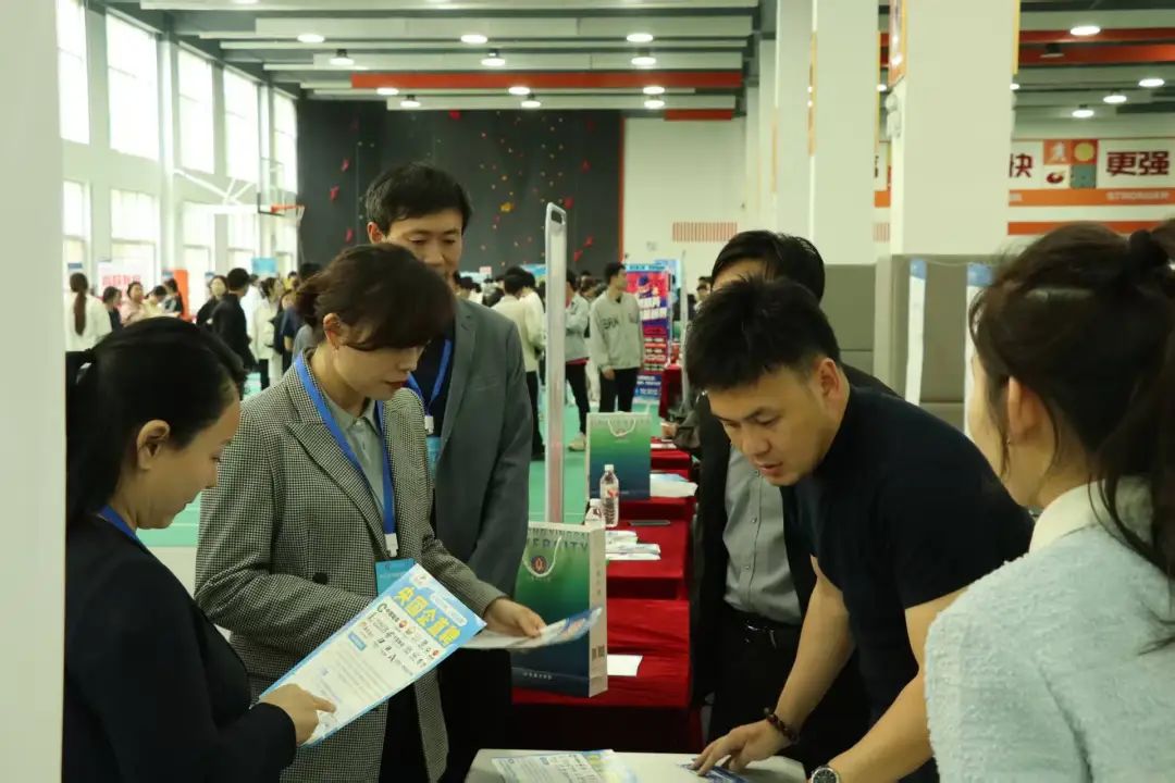 招聘会心得体会_招聘会_招聘会简历模板