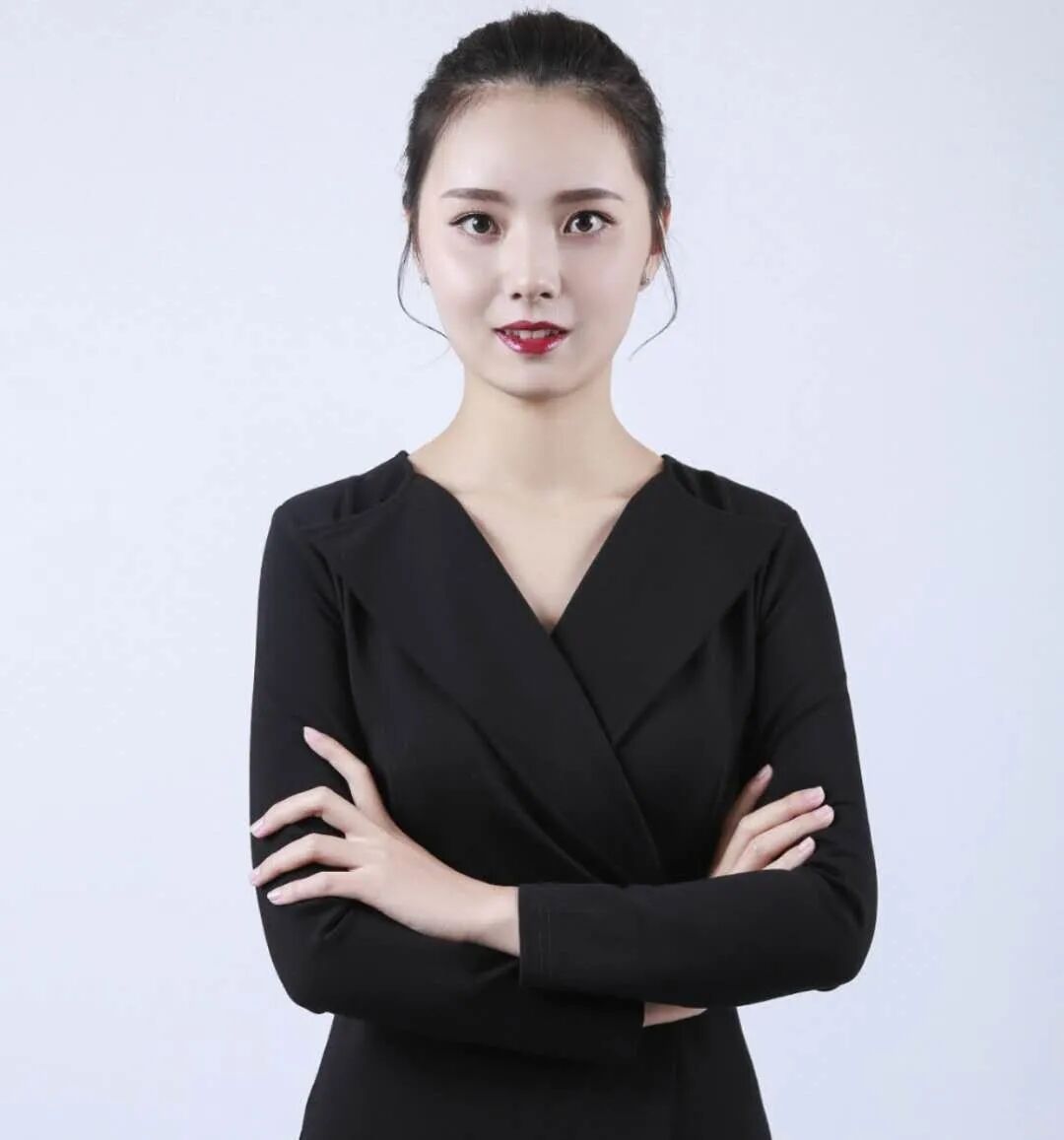 同骄阳展风采 迎最美新仪态