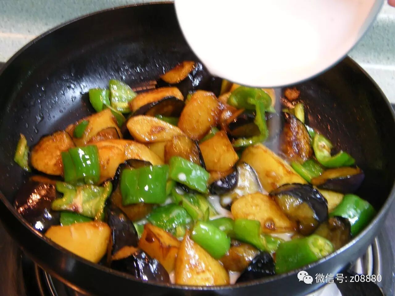 东北地三鲜不用油炸照样美味