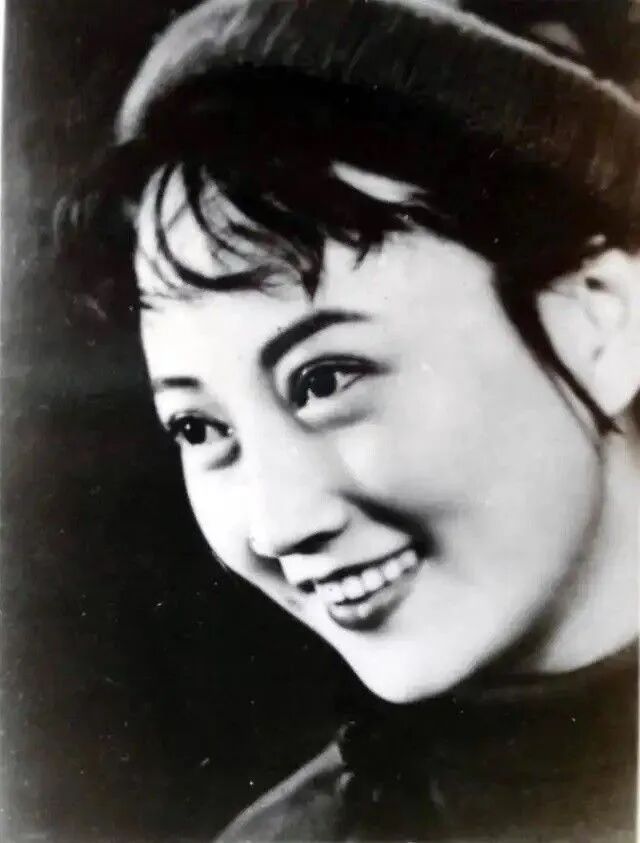 90岁的王晓棠如今生活怎样