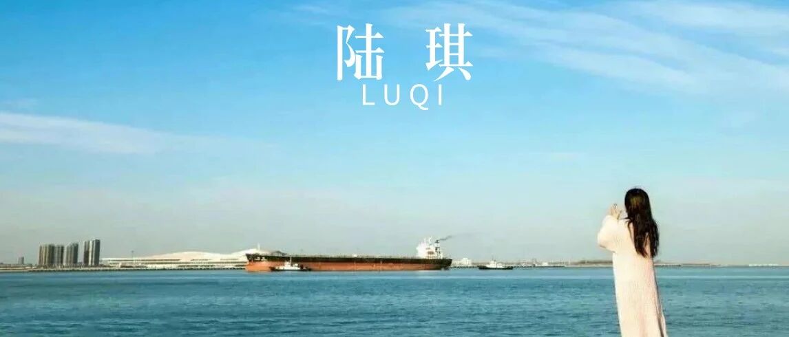 “能让男生三十秒内产生兴趣的女生，都有什么特点？”