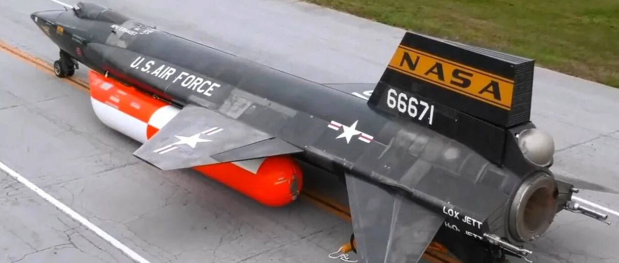 世界最快的飞机，火箭发动机提供推力，时速高达7274千米