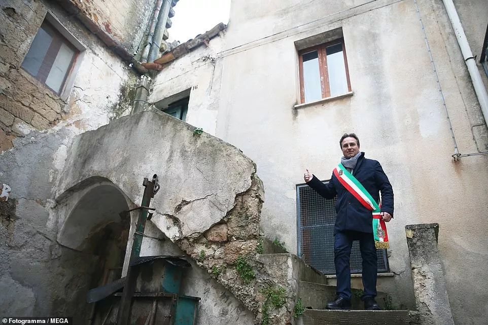 義大利絕美小鎮豪宅，只要1歐元就賣...為了留人可以說是喪心病狂了… 未分類 第15張