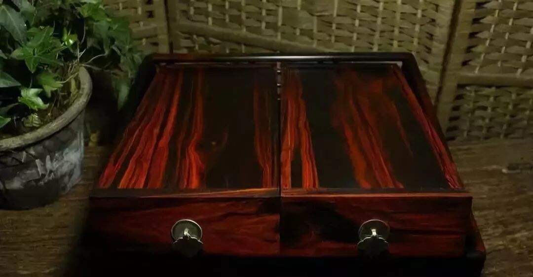 【木艺入门】最全的红木种类基本知识详解，长知识