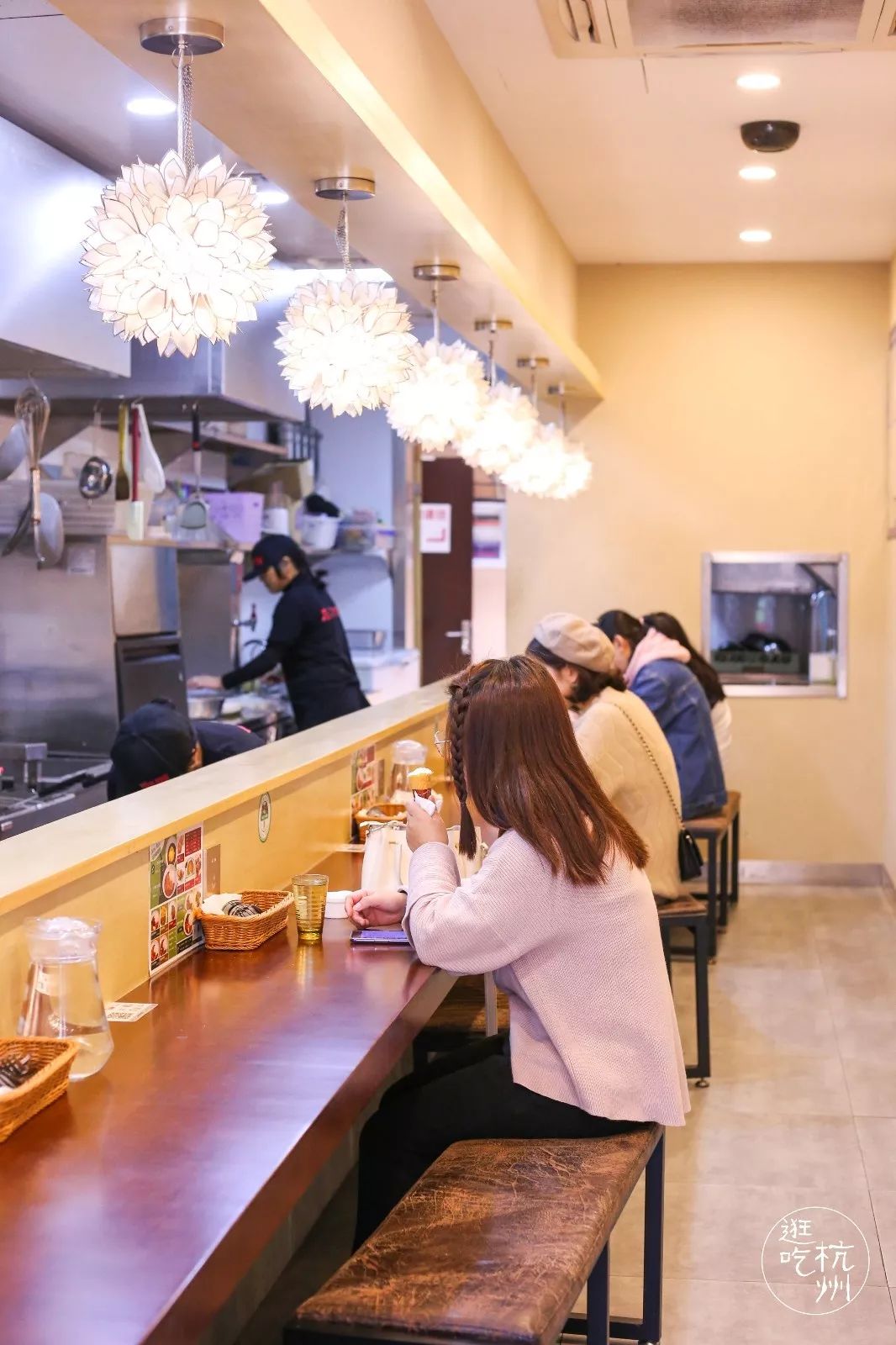 全店就賣1種食物,連名偵探柯南都愛這一碗! 動漫 第7張-尋夢動漫 全店就賣1種食物,連名偵探柯南都愛這一碗! 動漫 第7張