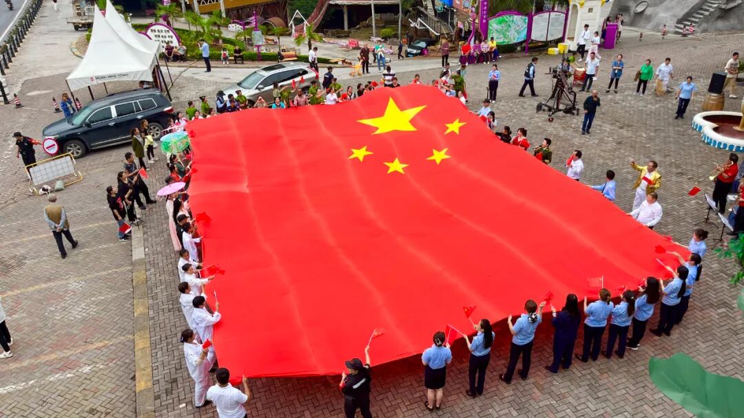 中国红燃动中国心盛世华诞重庆各区县向祖国花式表白