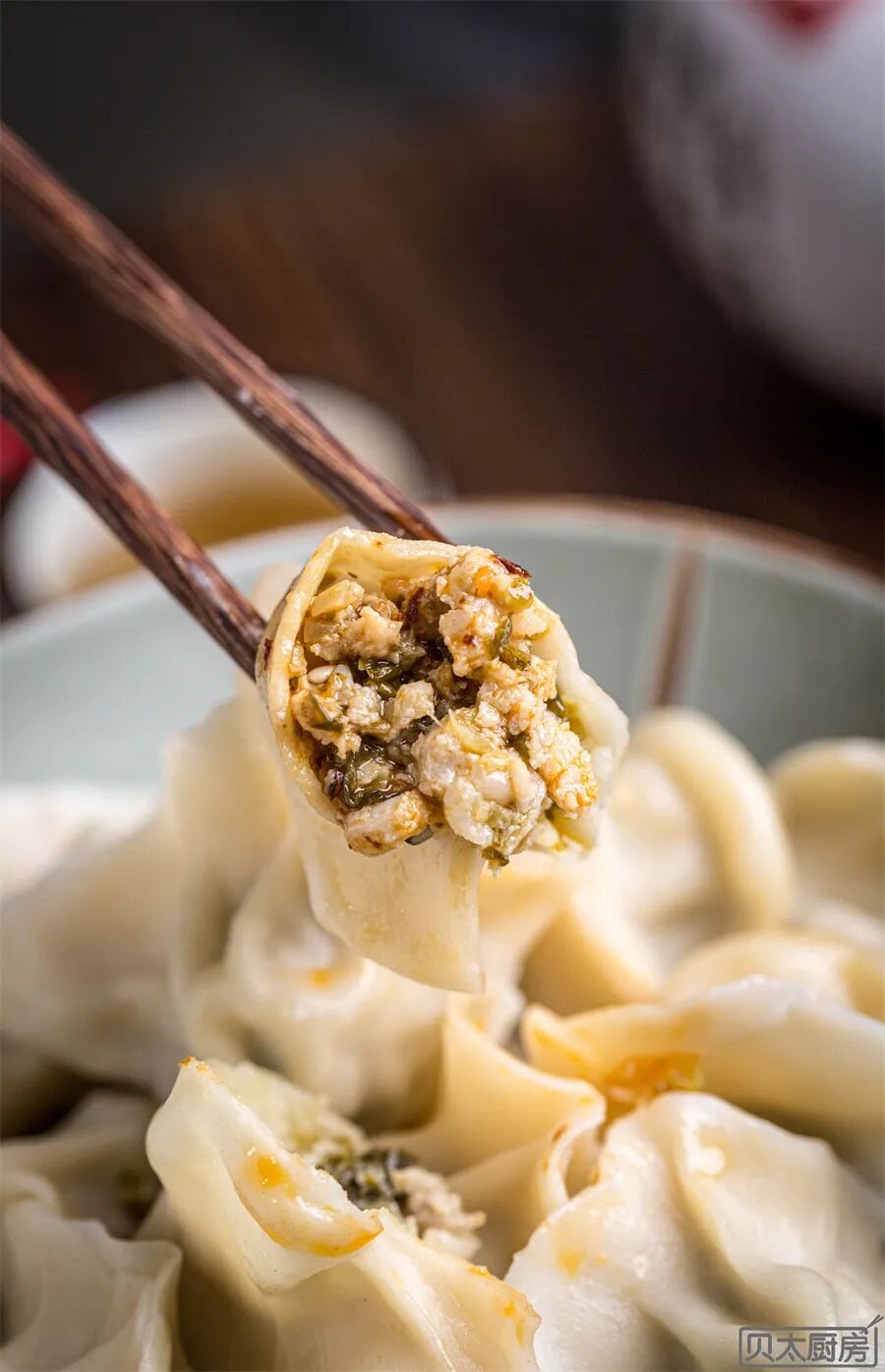 被酸菜猪肉馅饺子香迷糊了酸爽鲜美开胃解腻后悔才吃到