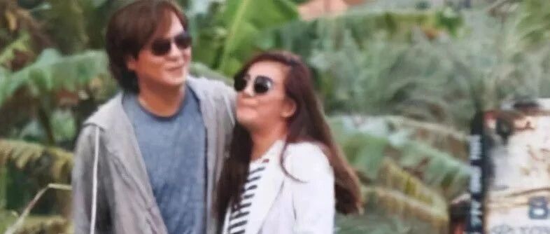 梁静茹陷入热恋，素颜约会一点不在乎蜡黄的肌肤，只见面脸的甜蜜