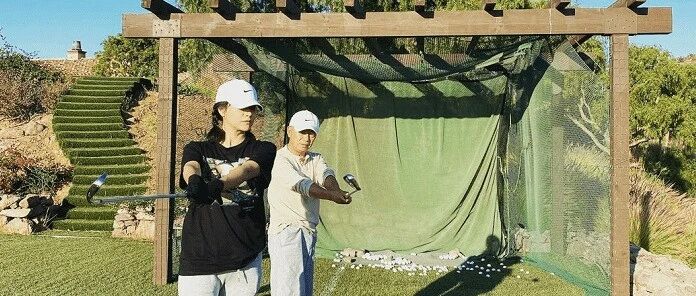 徐静蕾真实极了！T恤运动裤的现身，一点不顾及明星形象！