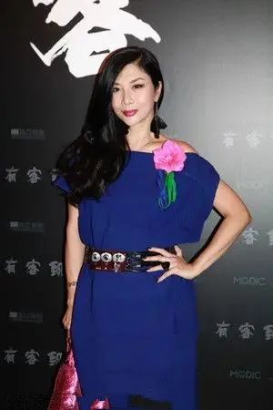 吴家丽不愧是港片中的性感女神,近60岁仍风韵犹存!-微信头条网 吴家丽不愧是港片中的性感女神,近60岁仍风韵犹存!