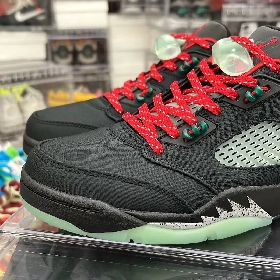 微博晒出clot x aj新联名"丝绸老花",确认发售! - nft