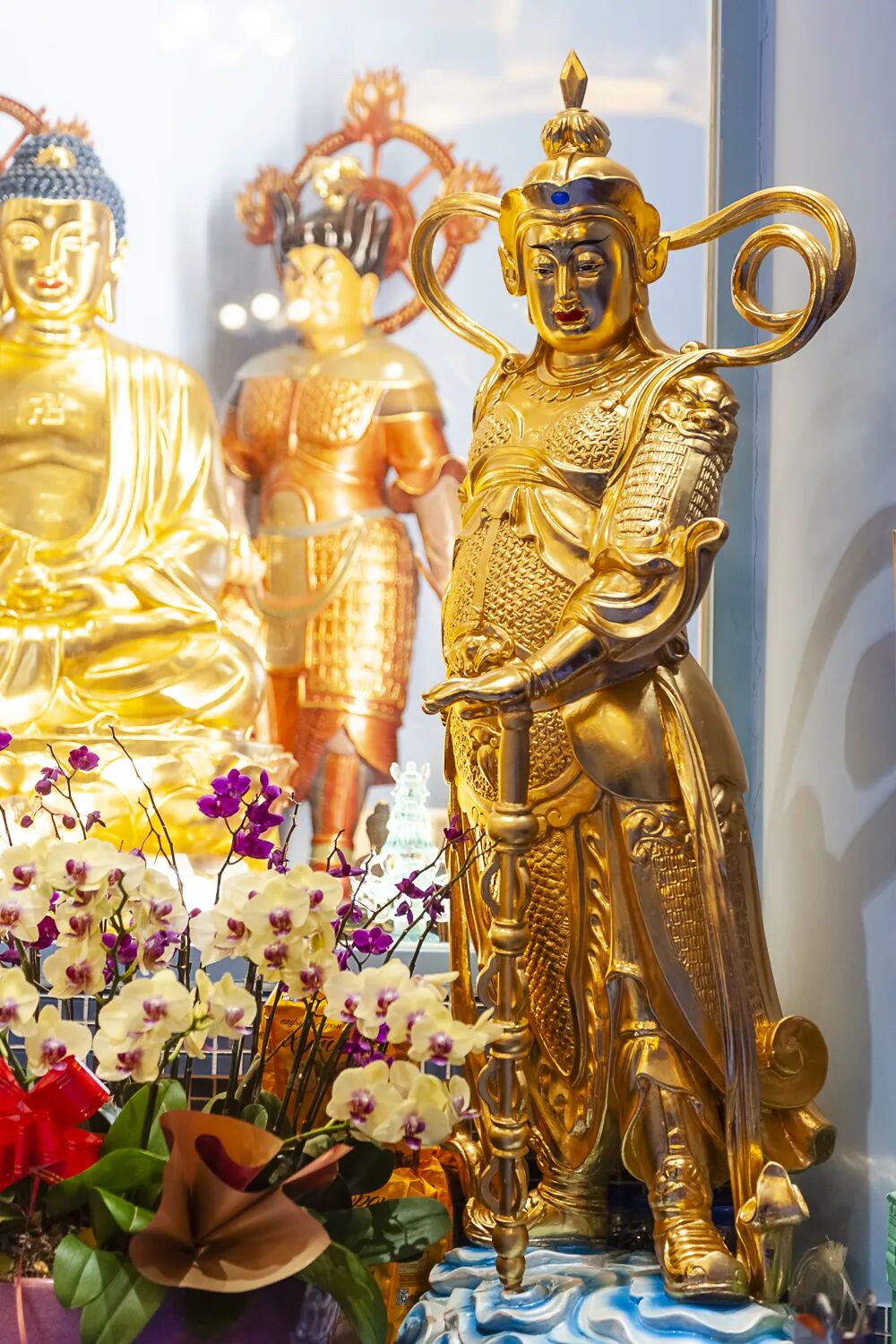 南无十方三世一切佛,一切菩萨摩诃萨.——《韦驮赞》