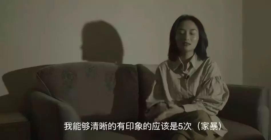 中國版「蒙娜麗莎」慘遭家暴，無恥渣男惹怒全網：反家暴，從來不需要理由！ 情感 第10張