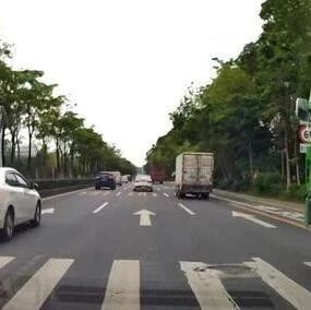 开车时有这5个习惯，一定是高手，如果你能占4个，你就是老司机