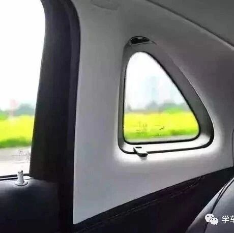 开车多年，还不知道“三角窗”的作用？老司机：用处可大了