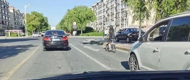 老司机所说的“八不跟” 指的是什么？学会了能救命！！！