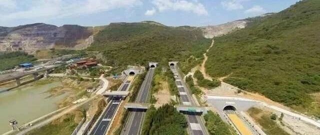 高速限速80，跑85会扣分吗？交警：再说一次，记好