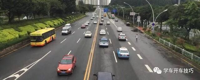 车宽一般是多少米 开车怎样判断车宽，如何判断左右距离的图解