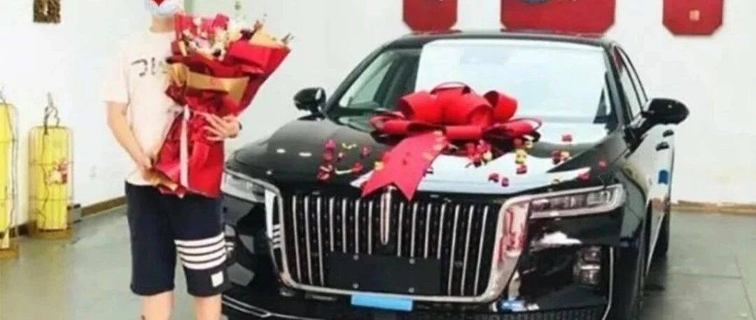 男子46万买红旗H9，和宝马5系并排停在车库，车主：都是我买的，差距太大了！