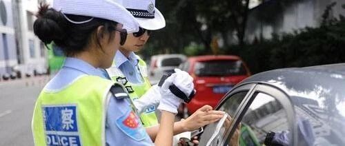 车主违停可以不罚款不扣分？是真的！6月1日起嘉兴实施！网友：太给力了，啥时候我们也实施？