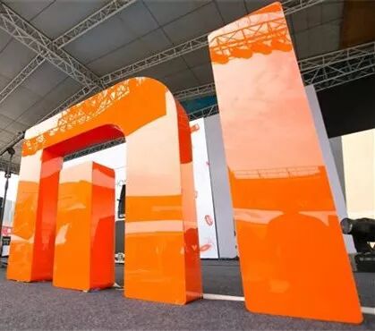 小米14如何在外观上突破传统？_小米3和小米3s外观差别_小米1和小米1s外观区别