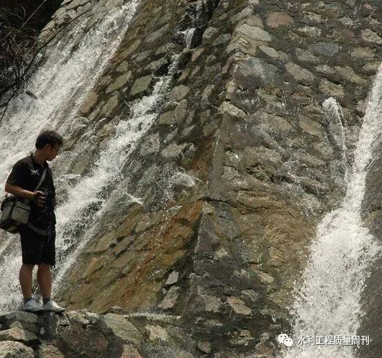 水库大坝出现病害怎么整治？的图2