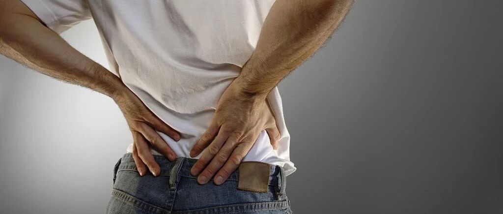 引发 “腰痛” 5种常见病的症状、用药及顾客关怀