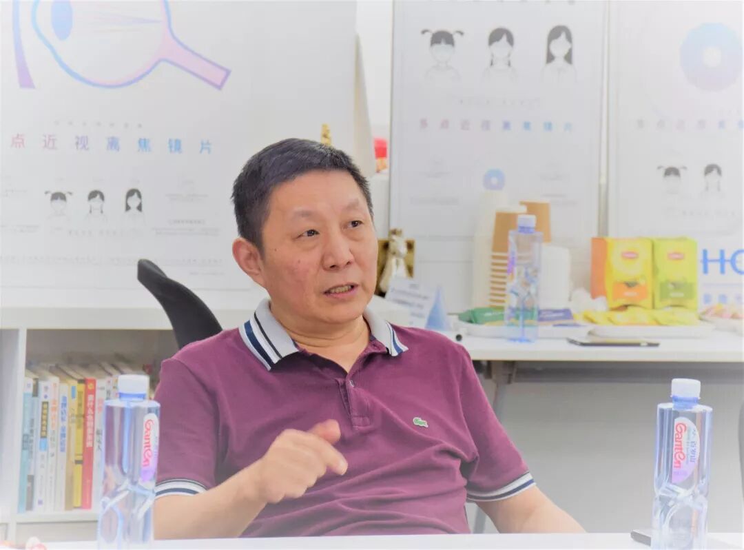 豪雅镜片_豪雅锐捷镜片知识_jins镜片是豪雅的吗