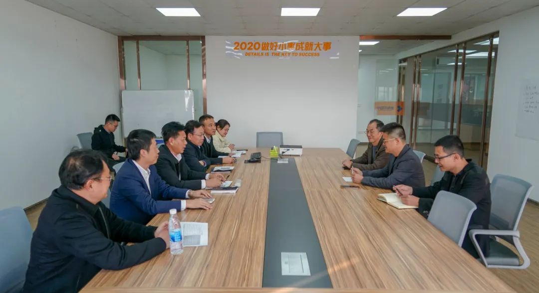 陈锐勇一行先后走访广东冠晟新材料科技有限公司,汕头凯星印制板有限