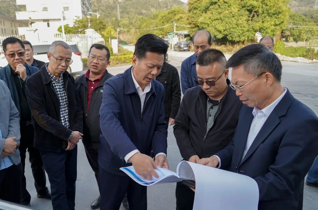 焕新颜惠民生濠江区领导调研督导基础设施改造提升工程