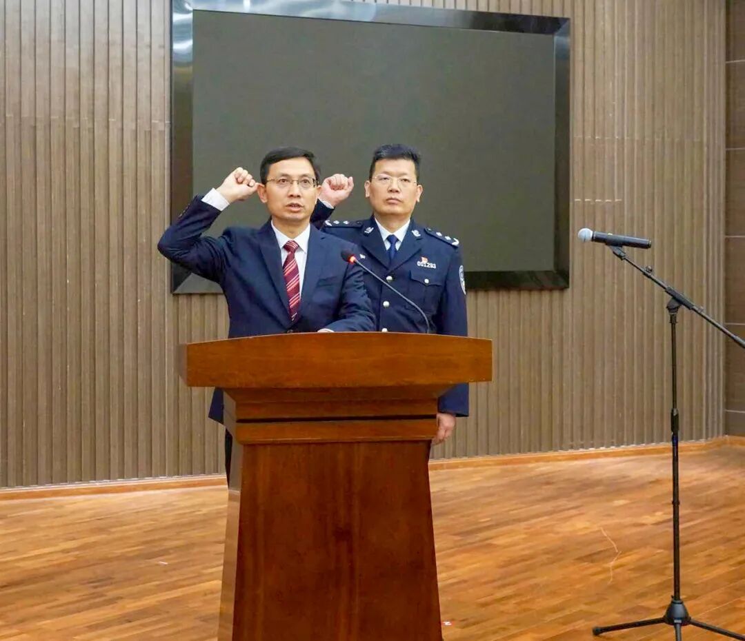 曾风保代理汕头市人民政府市长职务!