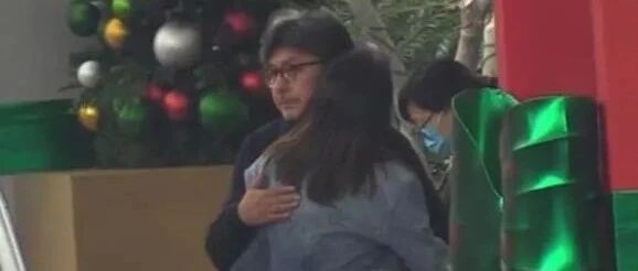 王岳伦三天会两女，李湘还能忍多久？女儿王诗龄的点赞说明一切