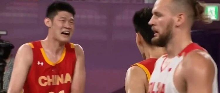 再见了，中国男篮！胡金秋真的累哭了！女篮首秀42分狂胜！太强了