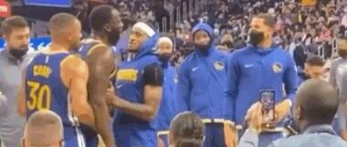 勇士冲突！格林和普尔对喷！库里赶紧拉架，这到底咋了？