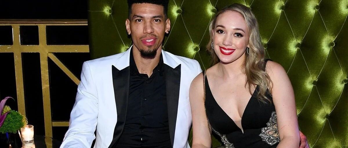 真特么过分！格林老婆遭死亡威胁！浓眉肘击被禁赛？NBA回应了……