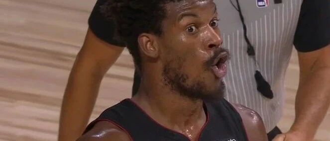 刚刚！历史第一人暴砍37分！13顺位得分后卫！这个00后打服了J.B