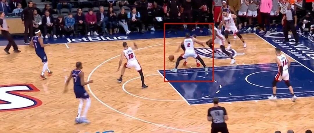篮网绝望了！31+4+4！杜兰特复出首秀！爪机这个失误太致命