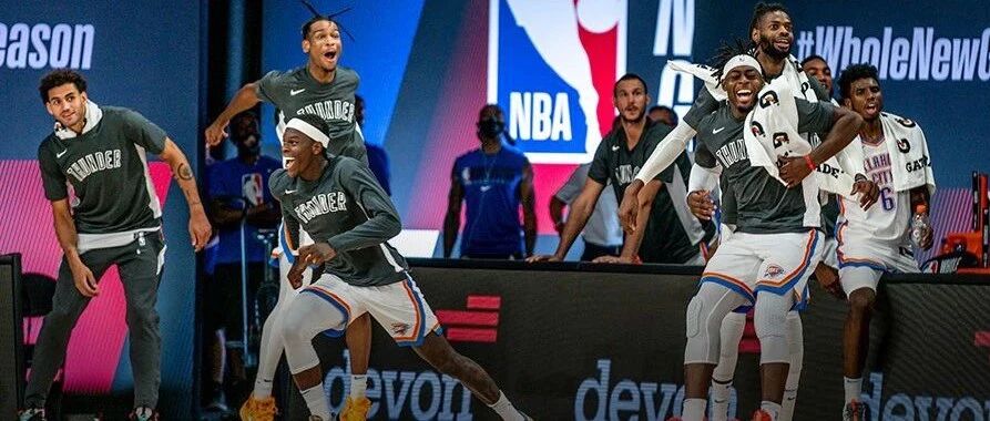 24分疯狂逆转！全场只进2球都能杀死比赛！这50秒真尼玛离谱