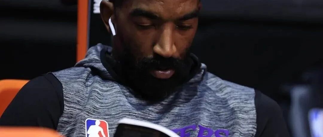 官宣签约！恭喜JR史密斯！找到新工作……