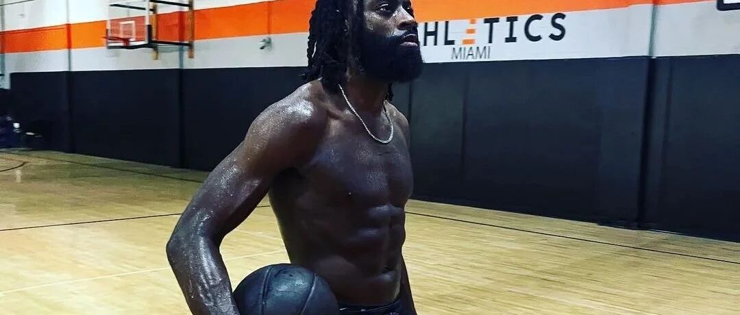 勇士疯了吧！NBA禁赛3年！竟然还想签他……