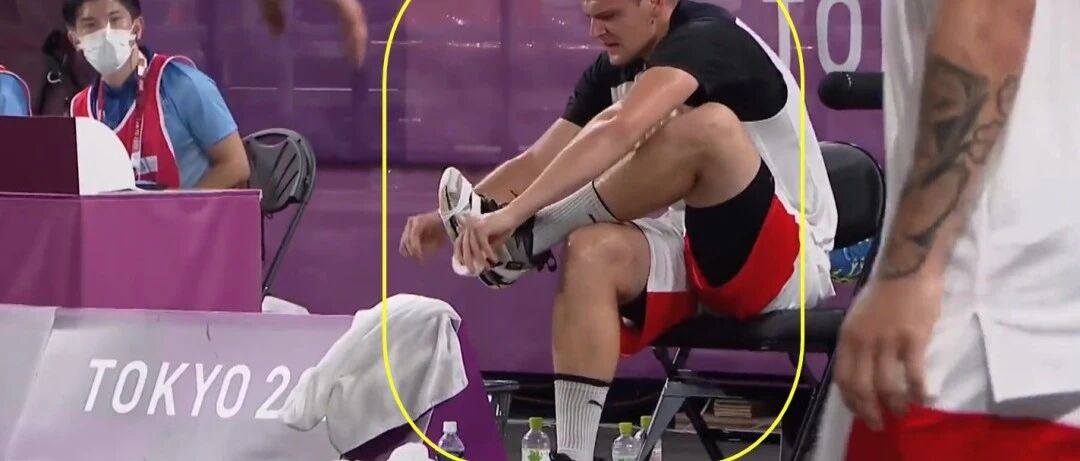 硬汉！鞋底掉了用胶带缠上！三次崴脚还要继续打！这才是奥运精神……