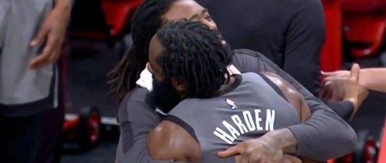 不装了！哈登大爆发！末节杀死东部冠军！篮网最后的巨头回来了