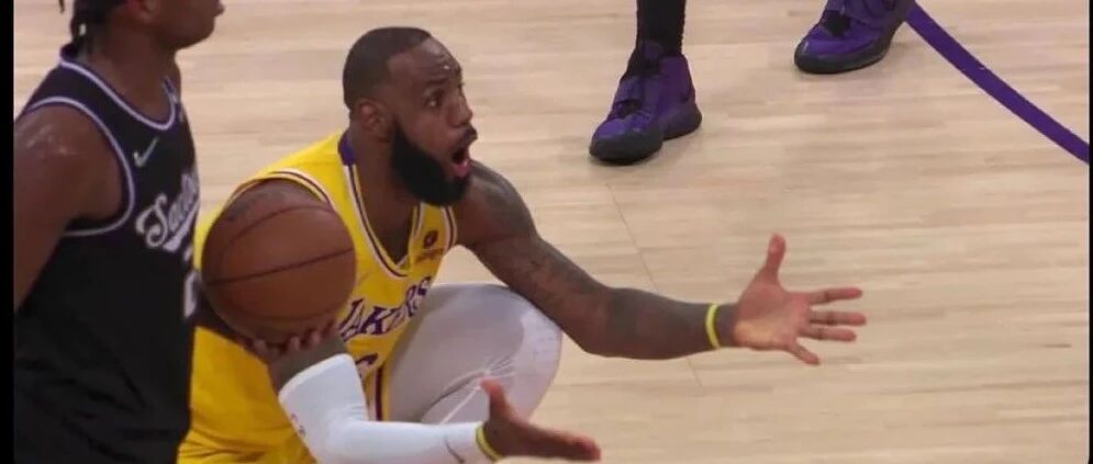 3加时！湖人累吐了！老詹50分钟+威少51分钟！湖人球迷心里苦啊