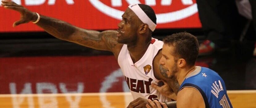 白送260万！库班裁掉历史第2人！再见了，总决赛单防詹姆斯的男人