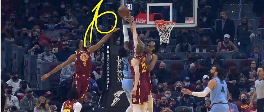 卧槽！三鬼拍门！死亡封盖！莫兰特这个抢断绝杀比赛……