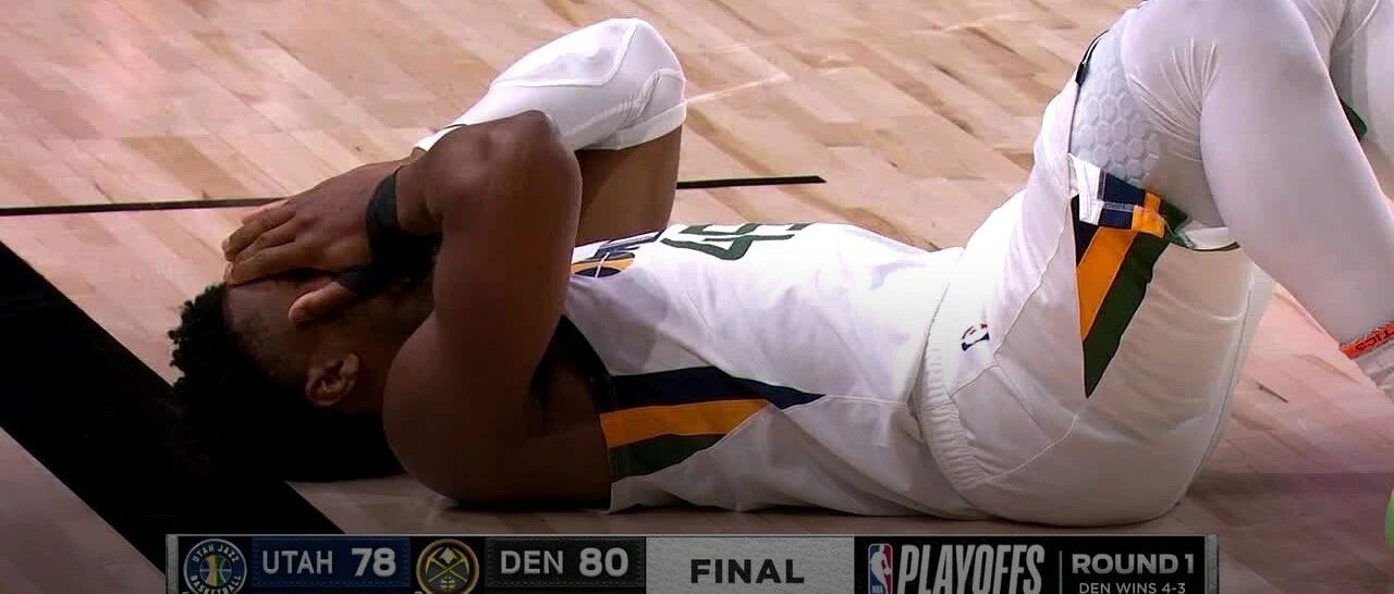 抢七绝杀！太特么刺激了！1-3绝命翻盘！米切尔趴地上哭了……