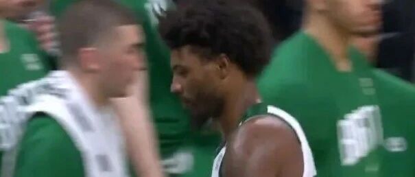 10.8秒！压哨驱逐！原地自爆！东部第一支季后赛球队诞生