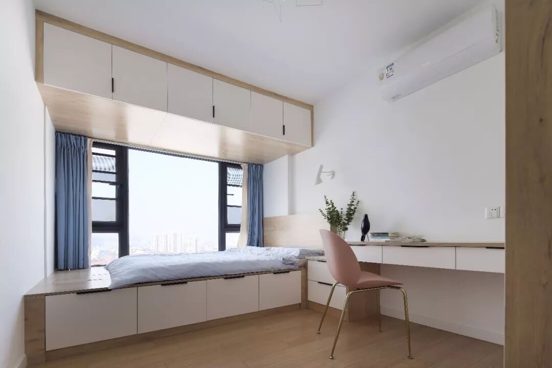 榻榻米不做床头靠背，难怪用起来那么难受！