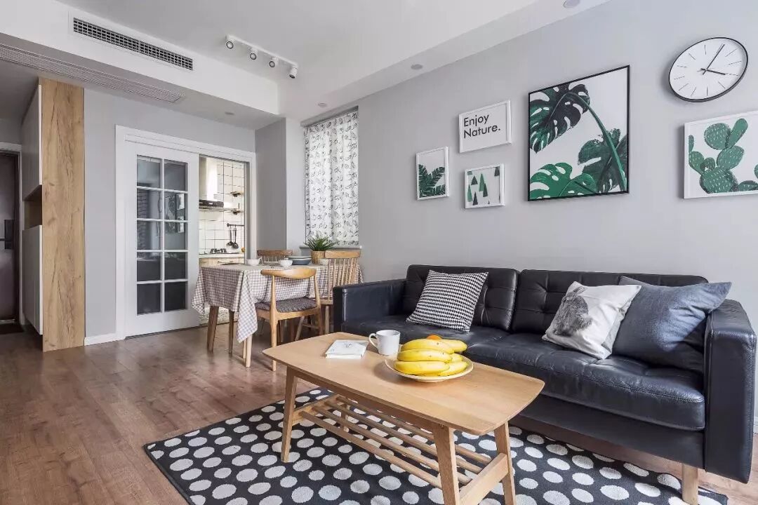 客厅选皮沙发，舒适、高档、好打理！